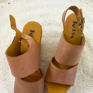 Kork ease clogs size 9